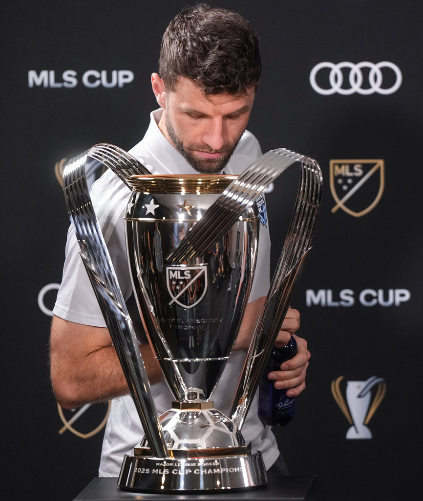 Thomas Müller did everything to avoid unleashing a known curse ahead of