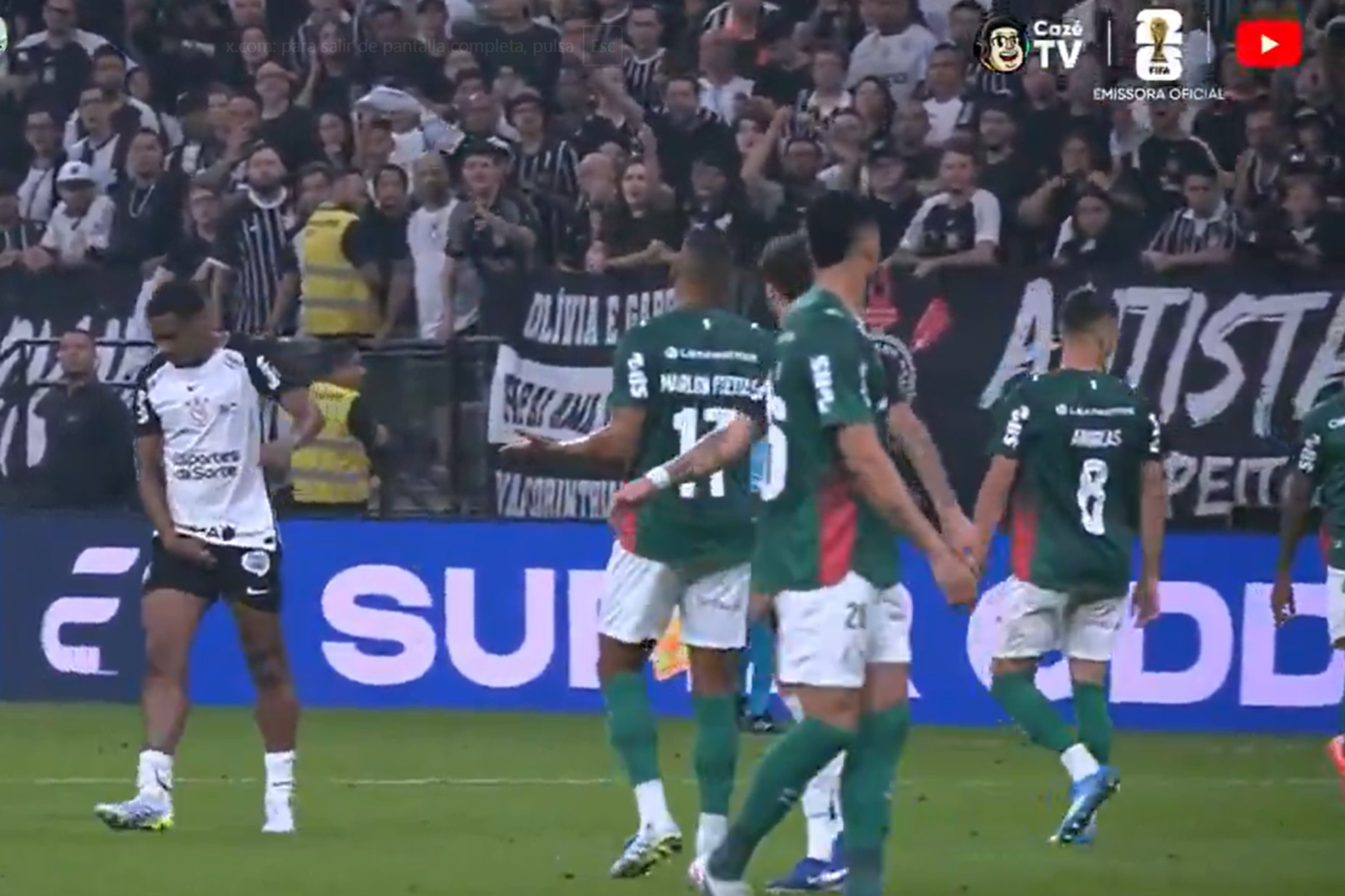 El fútbol vuelve a quedar en vergüenza tras gesto obsceno captado por el VAR y expulsión inmediata