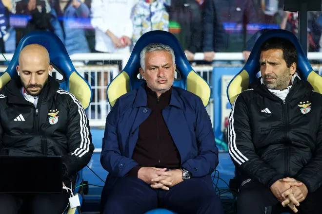 Roberto Merella, Mourinho y Joao Tralhao.