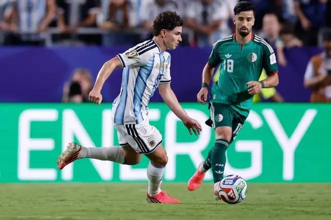 Julián, en el partido entre Argentina y Argelia