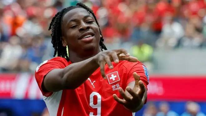 Manzambi celebra su gol ante Canadá